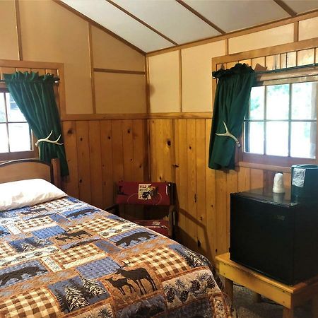 Bill Cody Ranch Hotel Buitenkant foto