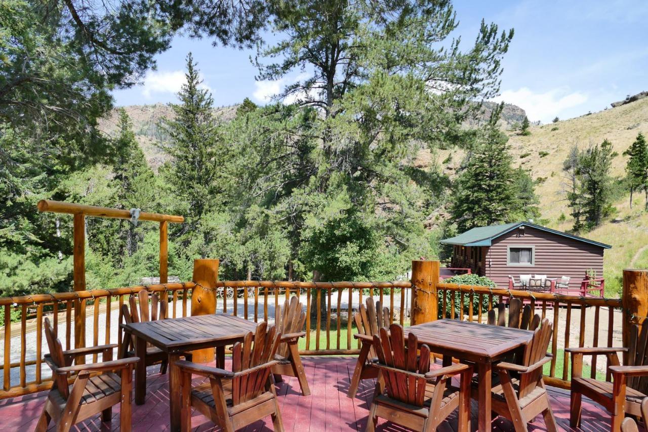 Bill Cody Ranch Hotel Buitenkant foto