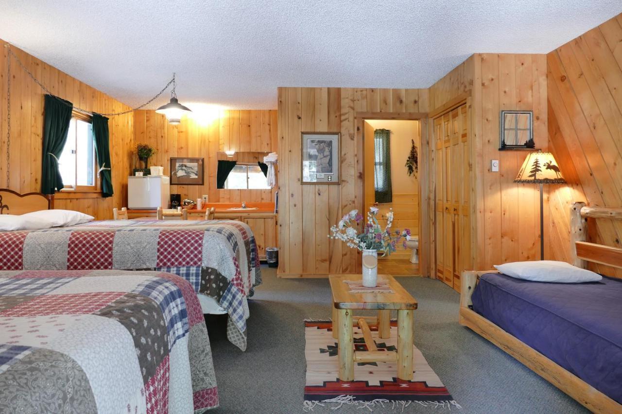 Bill Cody Ranch Hotel Buitenkant foto