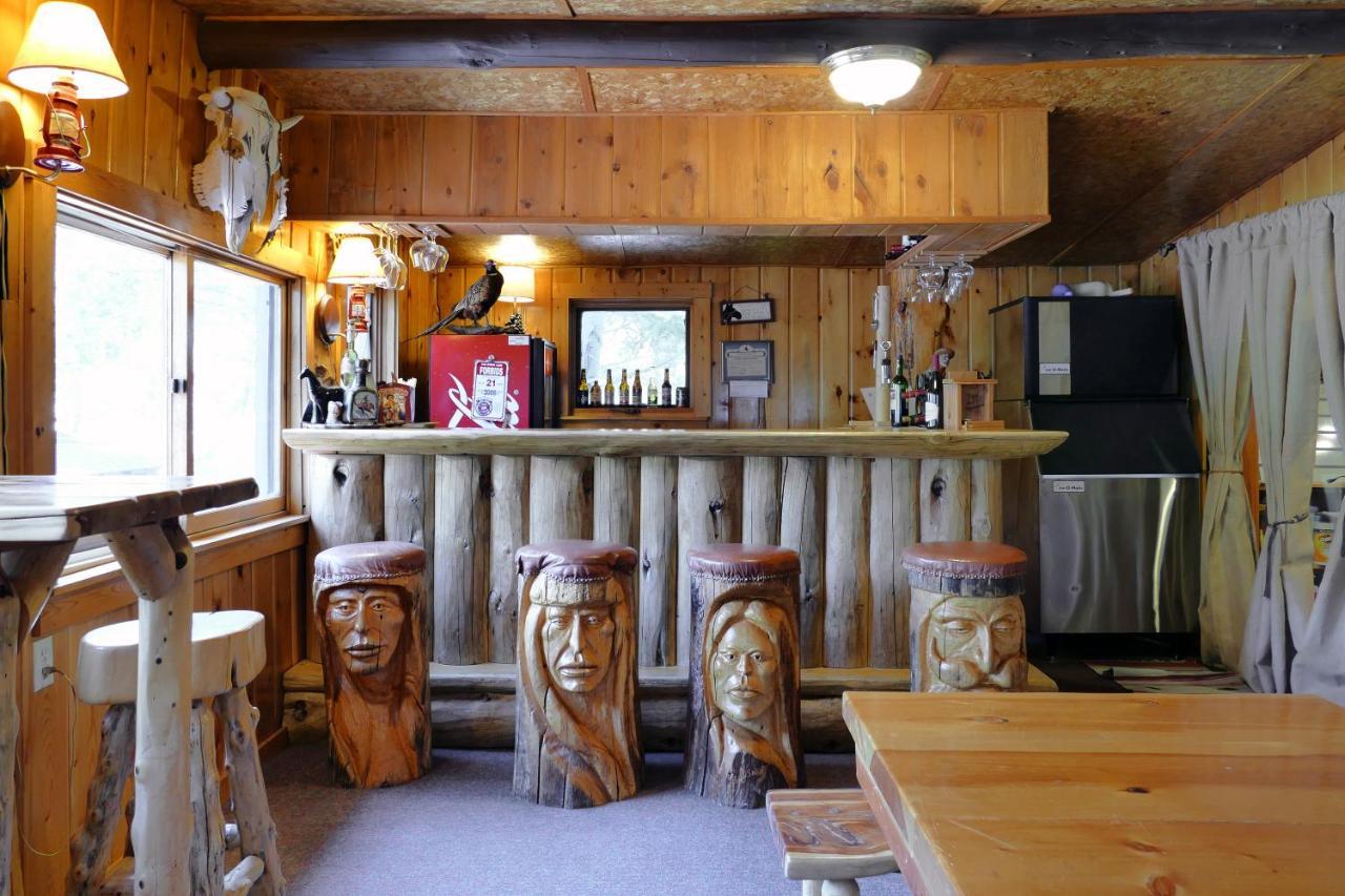 Bill Cody Ranch Hotel Buitenkant foto