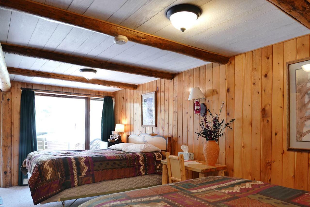 Bill Cody Ranch Hotel Buitenkant foto